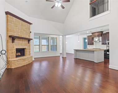 5919 Solara Ledge Lane - Photo Thumbnail 2
