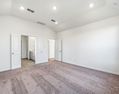 22135 Rangemore Drive - Photo Thumbnail 17