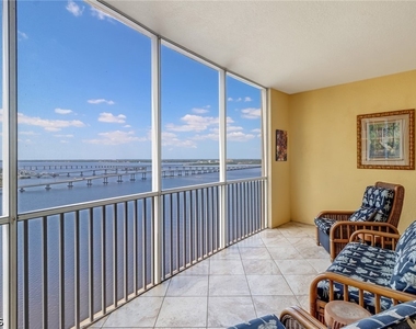 2745 1st Street - Photo Thumbnail 2
