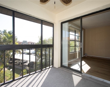 6142 Whiskey Creek Drive - Photo Thumbnail 16