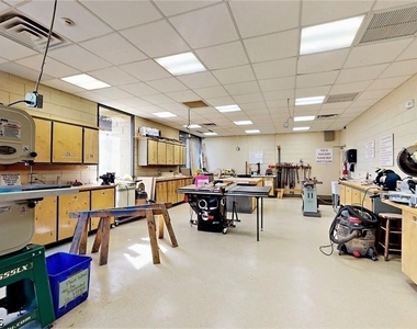 6220 Augusta Drive - Photo Thumbnail 39