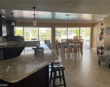 531 Sw 39th Terrace - Photo Thumbnail 4