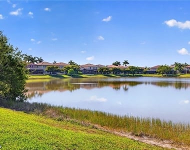 8369 Sumner Avenue - Photo Thumbnail 29