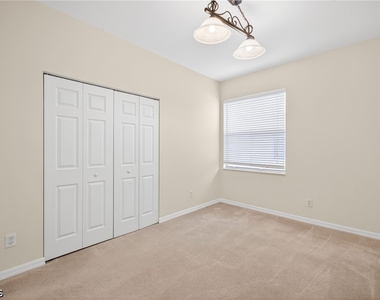 8369 Sumner Avenue - Photo Thumbnail 19