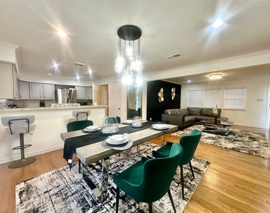 5329 Pagewood Lane - Photo Thumbnail 4