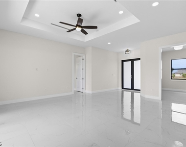 2100 Nw 21st Street - Photo Thumbnail 9