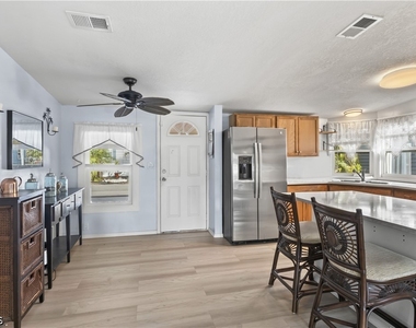 7150 Cobiac Drive - Photo Thumbnail 14