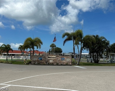 7150 Cobiac Drive - Photo Thumbnail 5