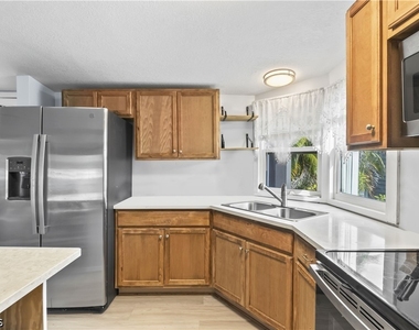 7150 Cobiac Drive - Photo Thumbnail 17