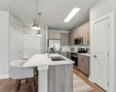 10800 Colonial Gateway Drive - Photo Thumbnail 33