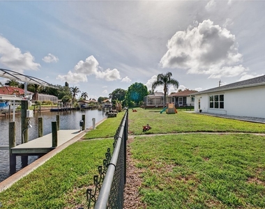 27256 San Marino Drive S - Photo Thumbnail 7