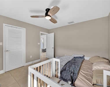 27256 San Marino Drive S - Photo Thumbnail 17