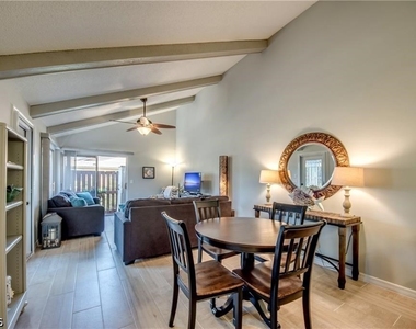 6337 Royal Woods Drive - Photo Thumbnail 8