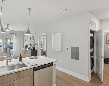 10800 Colonial Gateway Drive - Photo Thumbnail 27