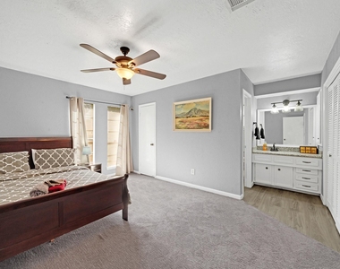 222 Wickhamford Way - Photo Thumbnail 9