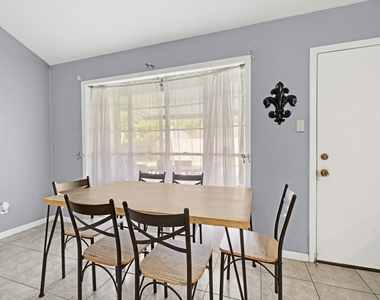 222 Wickhamford Way - Photo Thumbnail 13