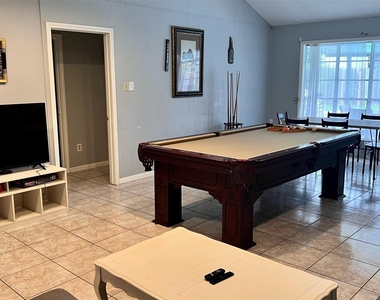 222 Wickhamford Way - Photo Thumbnail 26