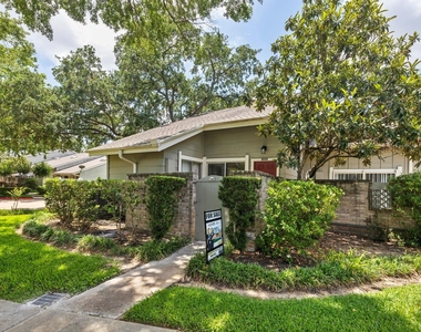 13002 Greenway Chase Court - Photo Thumbnail 2