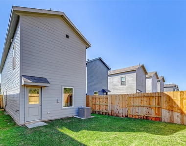 21543 Carosella Drive - Photo Thumbnail 19