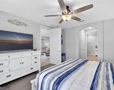 14582 Edgewater Circle - Photo Thumbnail 13