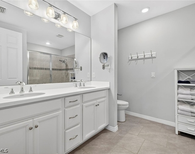 14582 Edgewater Circle - Photo Thumbnail 14