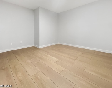 5908 Cranbrook Way - Photo Thumbnail 16