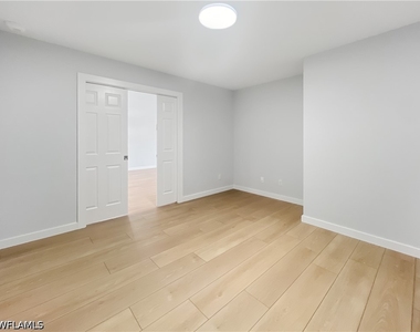5908 Cranbrook Way - Photo Thumbnail 2
