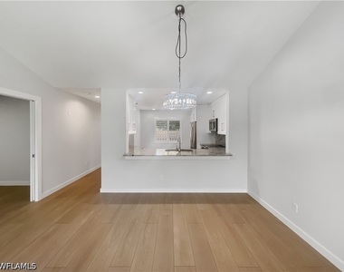5908 Cranbrook Way - Photo Thumbnail 11