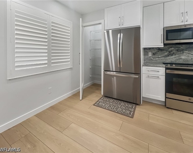 5908 Cranbrook Way - Photo Thumbnail 6