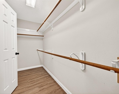 5517 Autumn Ash Lane - Photo Thumbnail 30