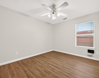 5517 Autumn Ash Lane - Photo Thumbnail 42
