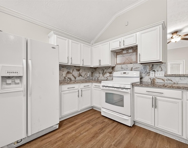 5517 Autumn Ash Lane - Photo Thumbnail 16