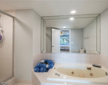 360 Horse Creek Drive - Photo Thumbnail 17