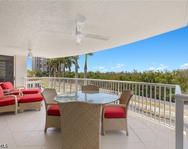 6849 Grenadier Boulevard - Photo Thumbnail 30
