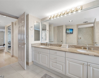 6849 Grenadier Boulevard - Photo Thumbnail 22