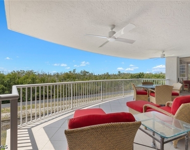6849 Grenadier Boulevard - Photo Thumbnail 29
