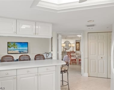 6849 Grenadier Boulevard - Photo Thumbnail 13