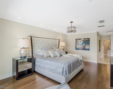 655 Galleon Drive - Photo Thumbnail 13