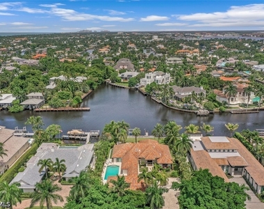 655 Galleon Drive - Photo Thumbnail 31