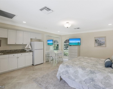 655 Galleon Drive - Photo Thumbnail 20