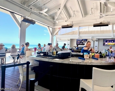5555 Heron Point Drive - Photo Thumbnail 2