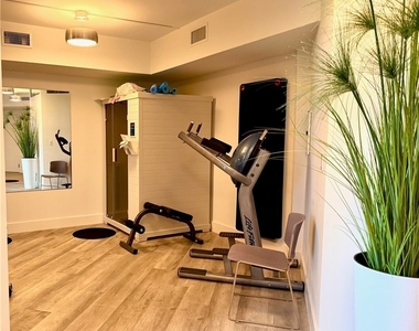 5555 Heron Point Drive - Photo Thumbnail 20