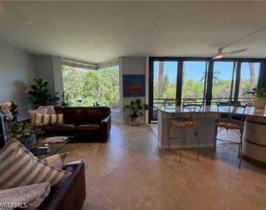 5555 Heron Point Drive - Photo Thumbnail 16