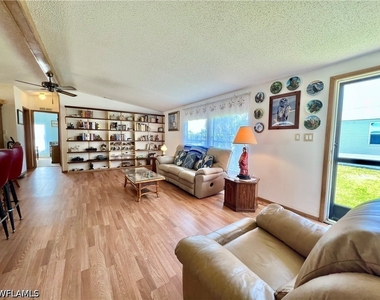 573 Cape Florida Lane - Photo Thumbnail 5