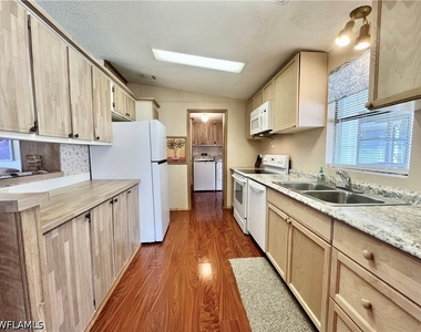 573 Cape Florida Lane - Photo Thumbnail 11