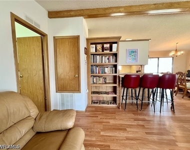 573 Cape Florida Lane - Photo Thumbnail 15