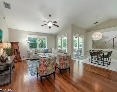 1082 Capri Drive - Photo Thumbnail 1