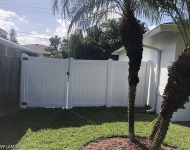 1082 Capri Drive - Photo Thumbnail 12