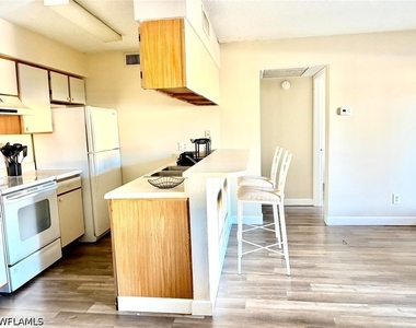5315 Summerlin Road - Photo Thumbnail 33