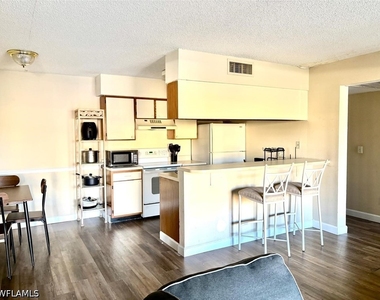 5315 Summerlin Road - Photo Thumbnail 30